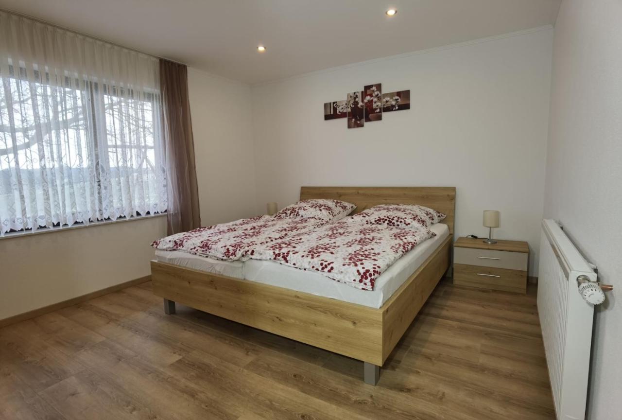 Ferienwohnung Hockertz Habscheid Ngoại thất bức ảnh